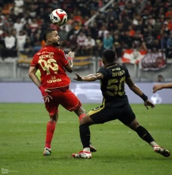 Persija vs Borneo FC _Foto MAK (5)