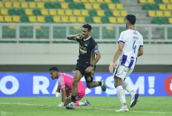 Dewa United FC vs Persib_Foto Viralterkini (14)