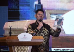 Jerry Hermawan Lo meluncurkan buku The Art of Simple Leadership (13)