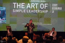 Jerry Hermawan Lo meluncurkan buku The Art of Simple Leadership (18)