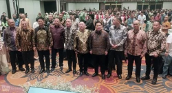 Jerry Hermawan Lo meluncurkan buku The Art of Simple Leadership (23)