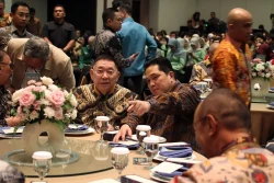 Jerry Hermawan Lo meluncurkan buku The Art of Simple Leadership (4)