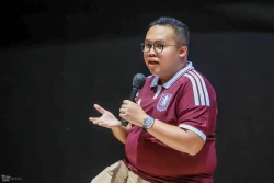 Ahmad Satrio (Head of Marcom Sound Rythm) saat konferensi pers Aston Villa Indonesia Tour 2026 di Jakarta Senin 22 Juni 2026 (foto- Ady Sesotya)