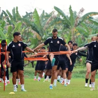 Latihan-Persija_17072026_Foto-Viralterkini-11