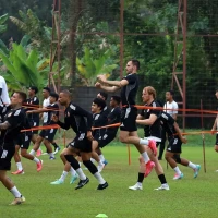 Latihan-Persija_17072026_Foto-Viralterkini-12
