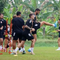 Latihan-Persija_17072026_Foto-Viralterkini-8