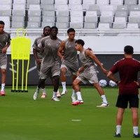 Official Training Aston Villa_Foto Viralterkini (4) Official Training Aston Villa_Foto Viralterkini (4)