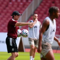 Official Training Aston Villa_Foto Viralterkini (6) Official Training Aston Villa_Foto Viralterkini (6)