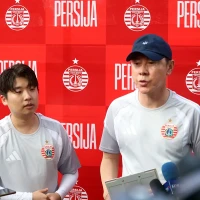 Shin-Taeyong_Pelatih-Persija_Foto-Viralterkini-1